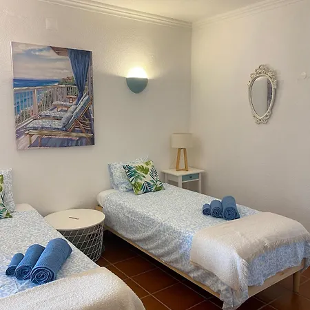 Charming Retreat At Casa Sarita Appartement *